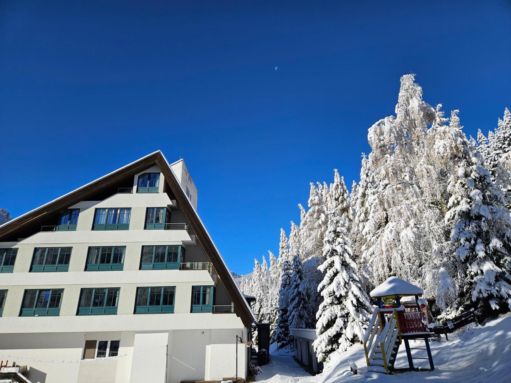 Kinder- Und Familienhotel Nockalm Innerkrems Zewnętrze zdjęcie